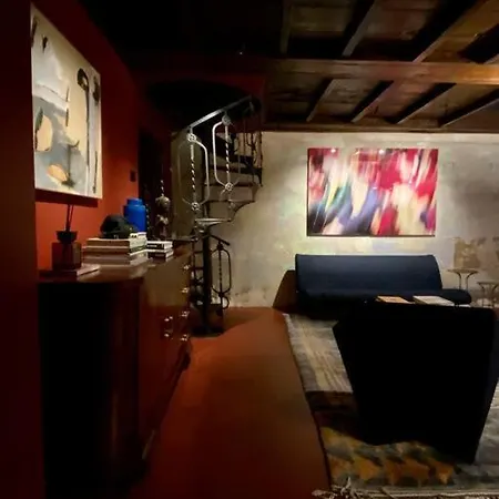Apartment The Dada House *